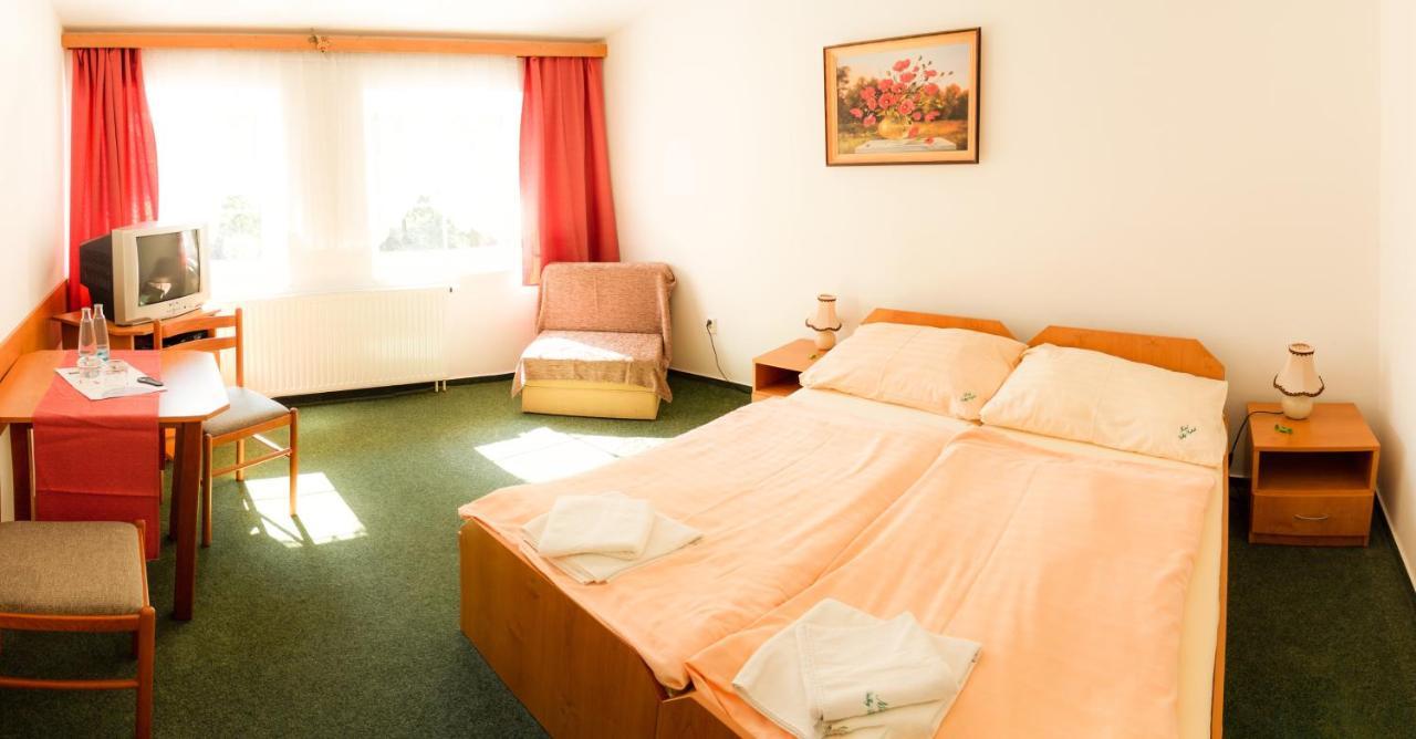 Motel Velky Rybnik Dehtare  Dış mekan fotoğraf